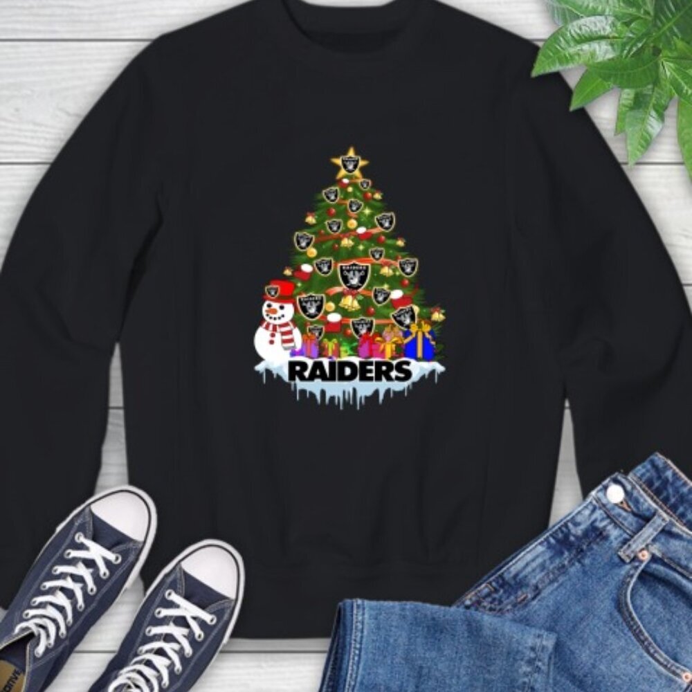 Oakland Raiders Merry Christmas NFL Football Sports Holiday Sweatshirt 91